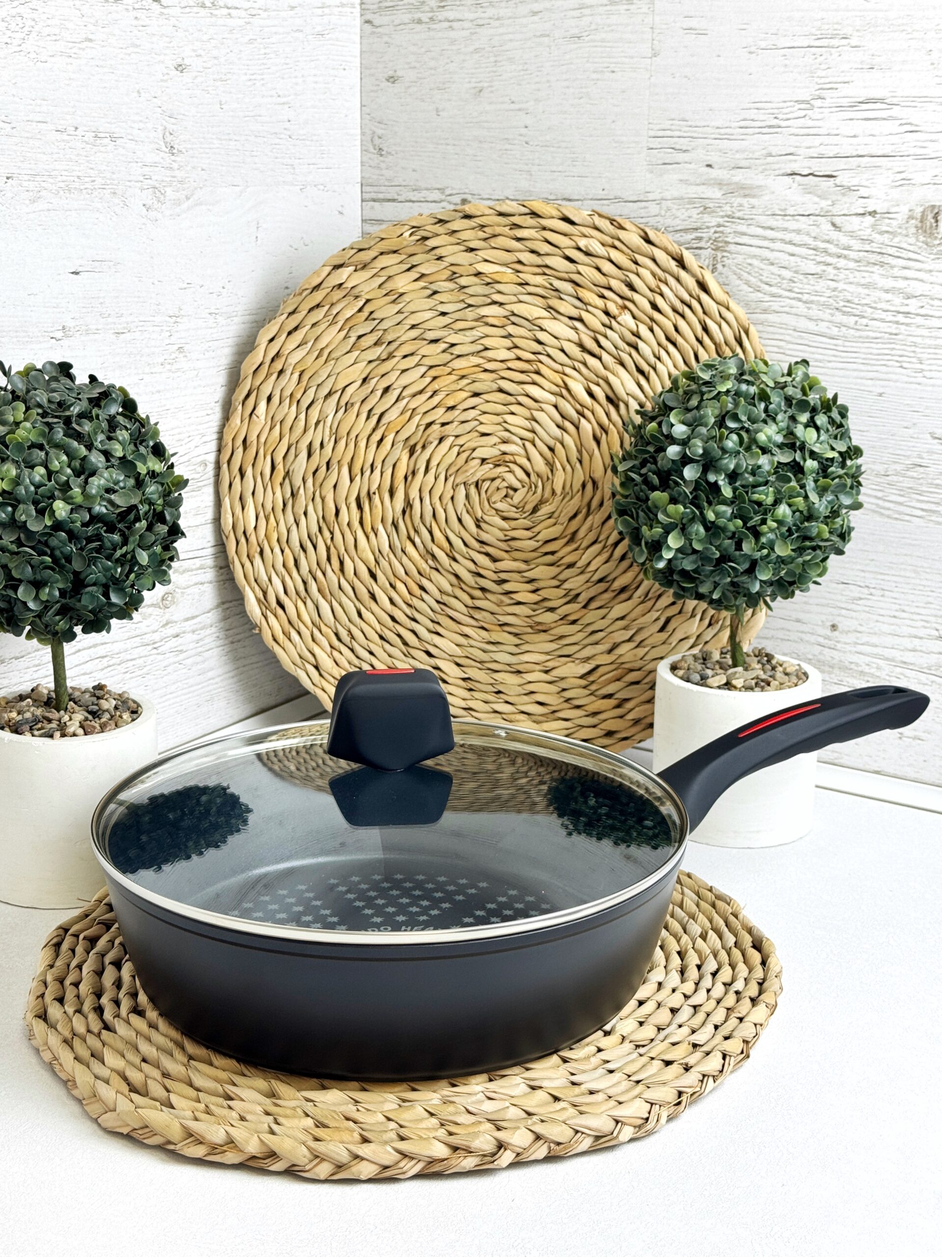 28 cm deep frying pan with lid Intrendo Black Space IN1028BS - Image 2