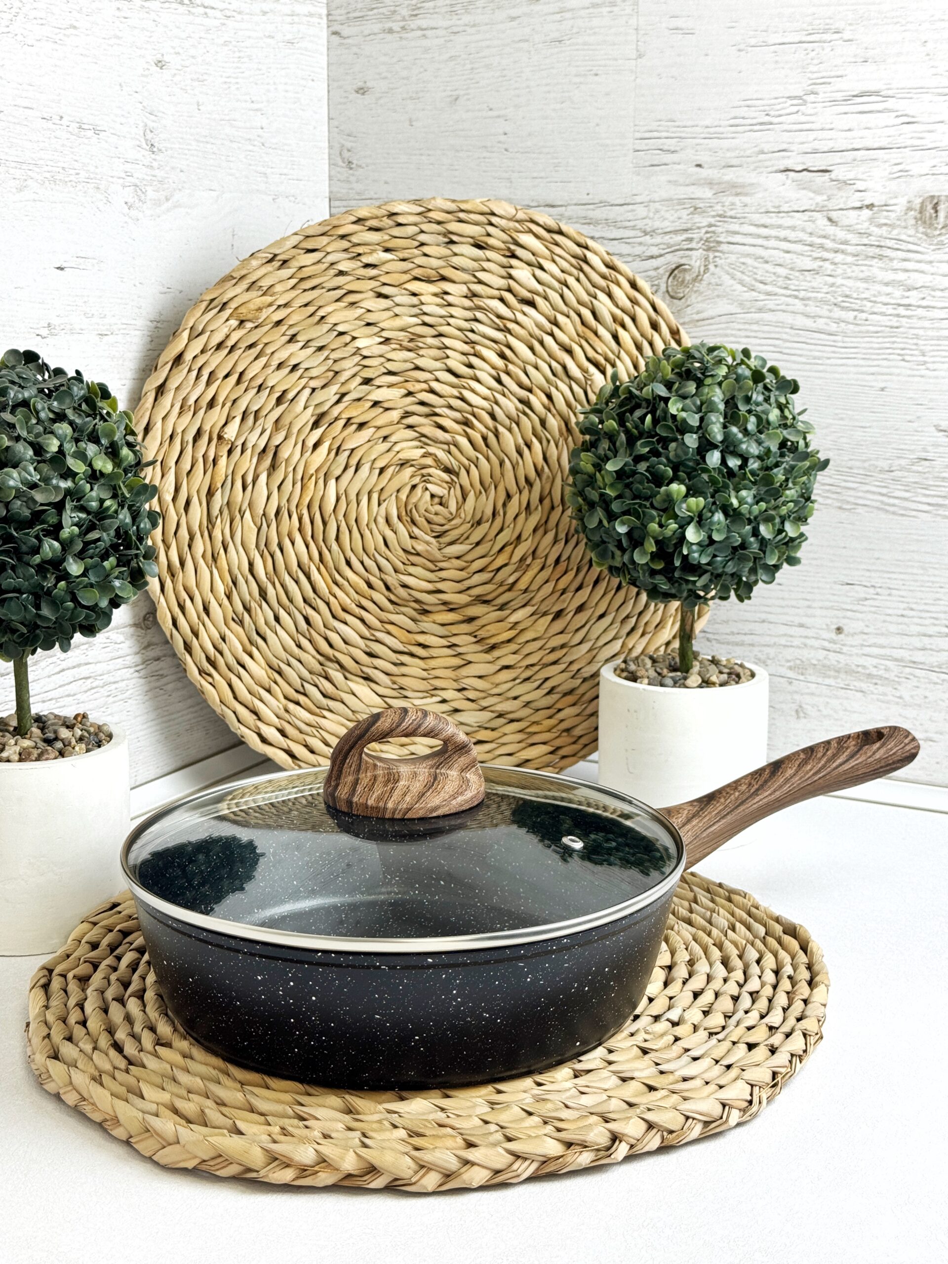 Intrendo Forest Line deep frying pan, 28 cm, with lid IN1028FL